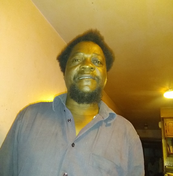 Meet your Posher, George - Picture 1 of 1